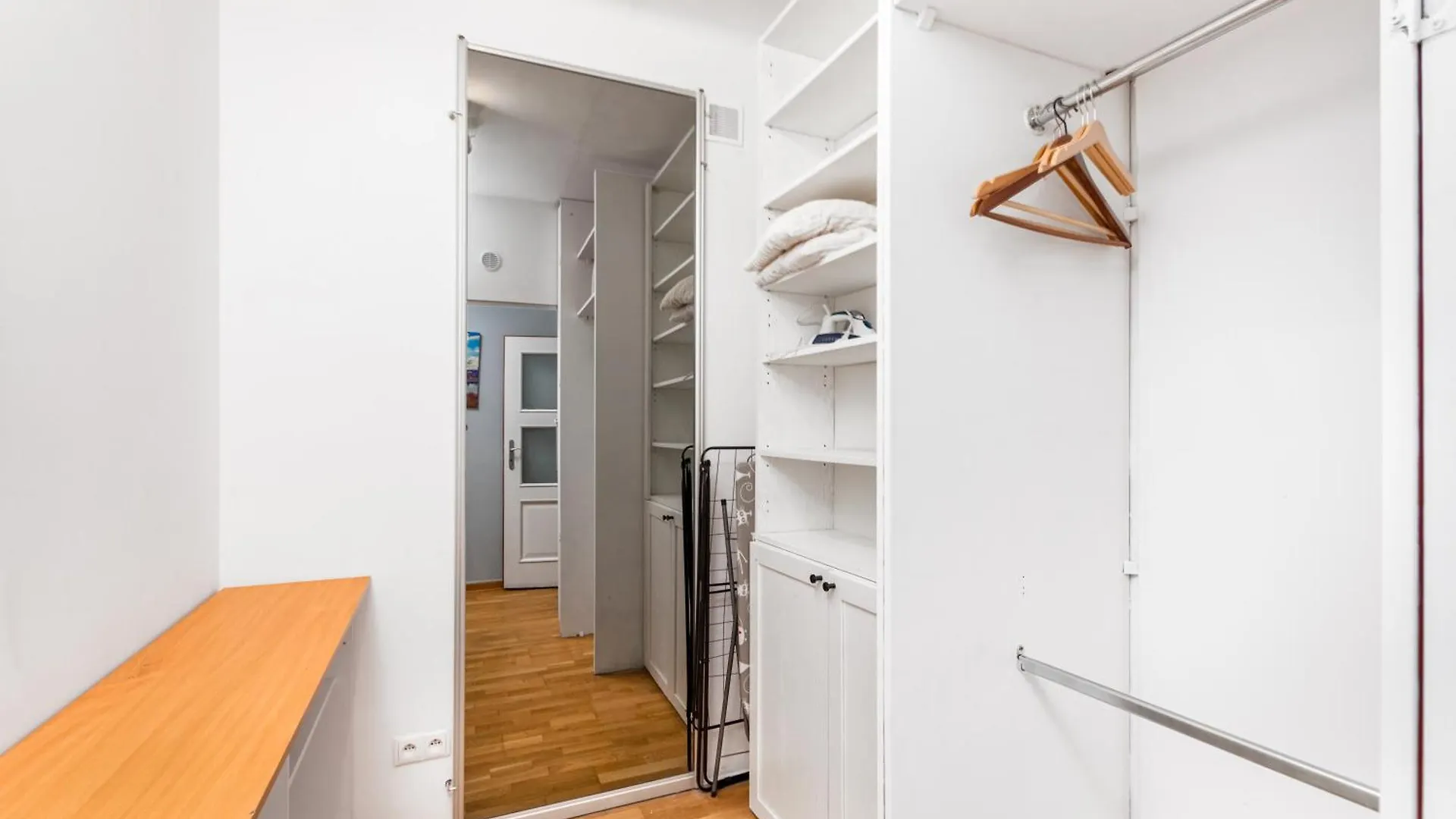 Elektoralna 19 By Homeprime Warszawa Apartament